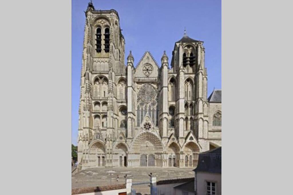 Appartement Entier Bourges Avaricum Centre Ville Экстерьер фото